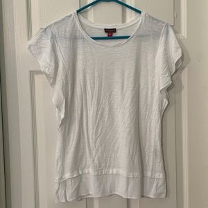 3/ $25 White Shirt w/ Ruffle Side Vince Camuto M